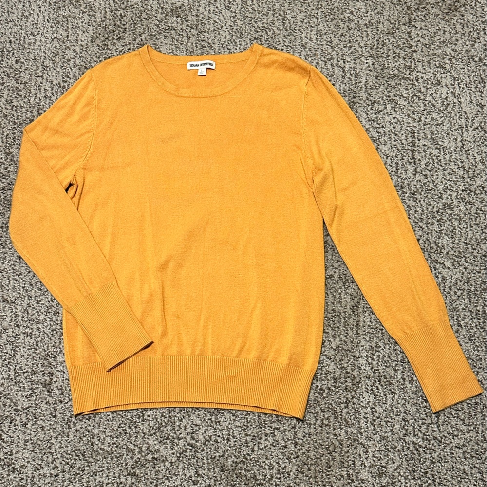 Zenana Outfitter Long Sleeve Round Neck Sweater Size L